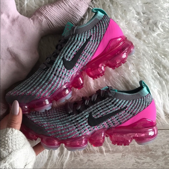 NWT Nike Air Vapormax Flyknit 3 - Picture 5 of 8